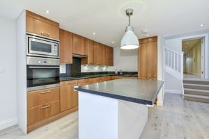 Photo 27- click for photo gallery